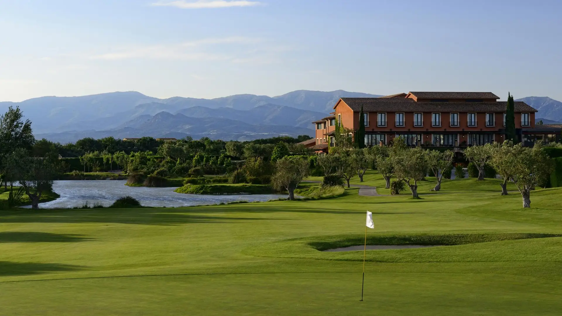 Golf / Esquí / Pádel / BTT y Senderismo en el Rosellón