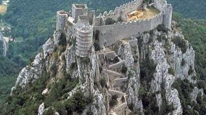 Châteaux « Cathares » près du Roussillon