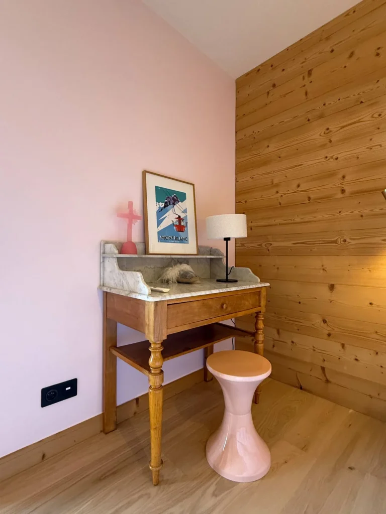 Bedroom 1 – Chinaillon 1350