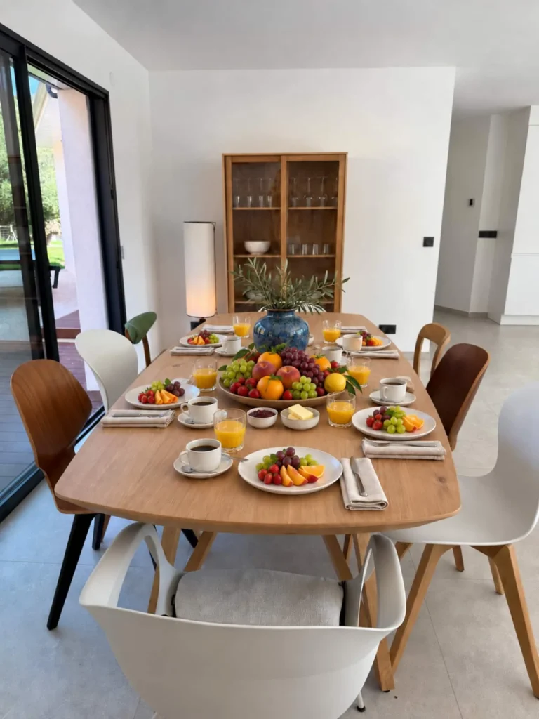 Dining area – Le Domaine de la Subérine