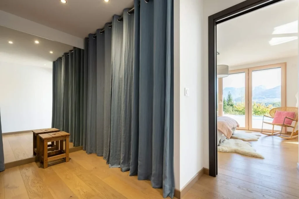 Bedroom 1 – Villa Horizon