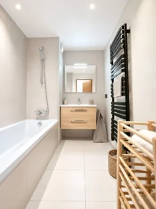 Bathroom 2 – Chinaillon 1350