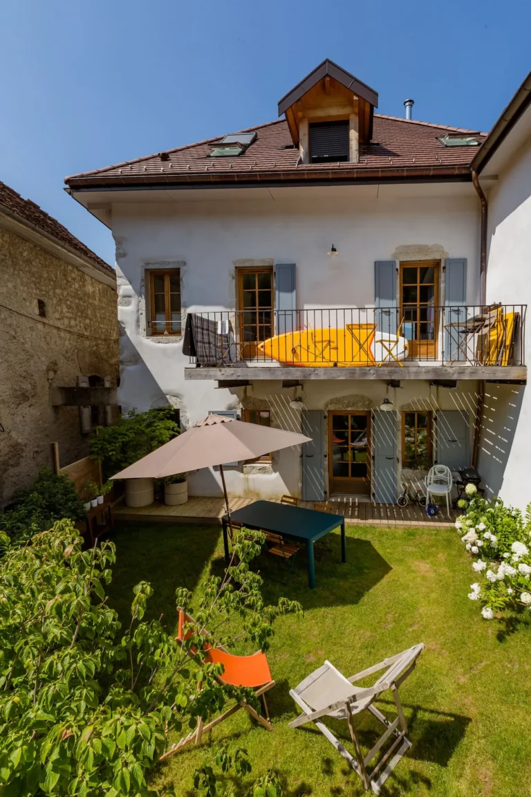 The house from the garden – Le Jardin de Talloires