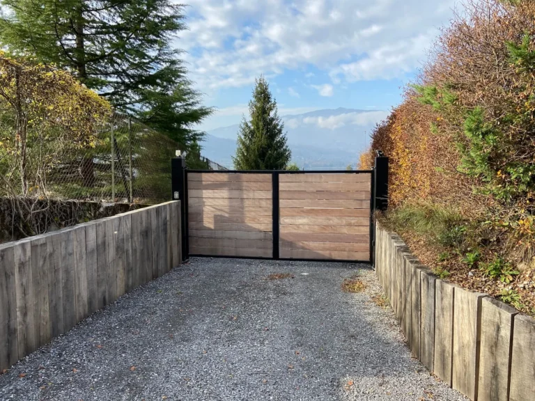 Access to the private parking – Le Jardin de Talloires