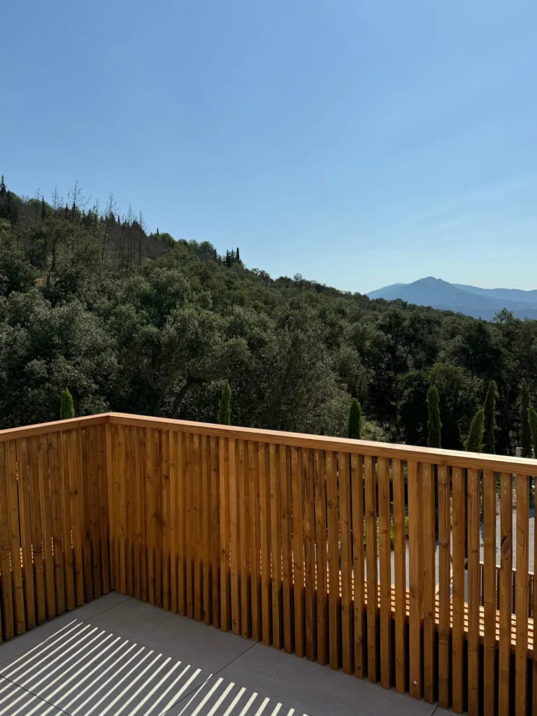 Bedroom 3 terrace – Le Domaine de la Subérine
