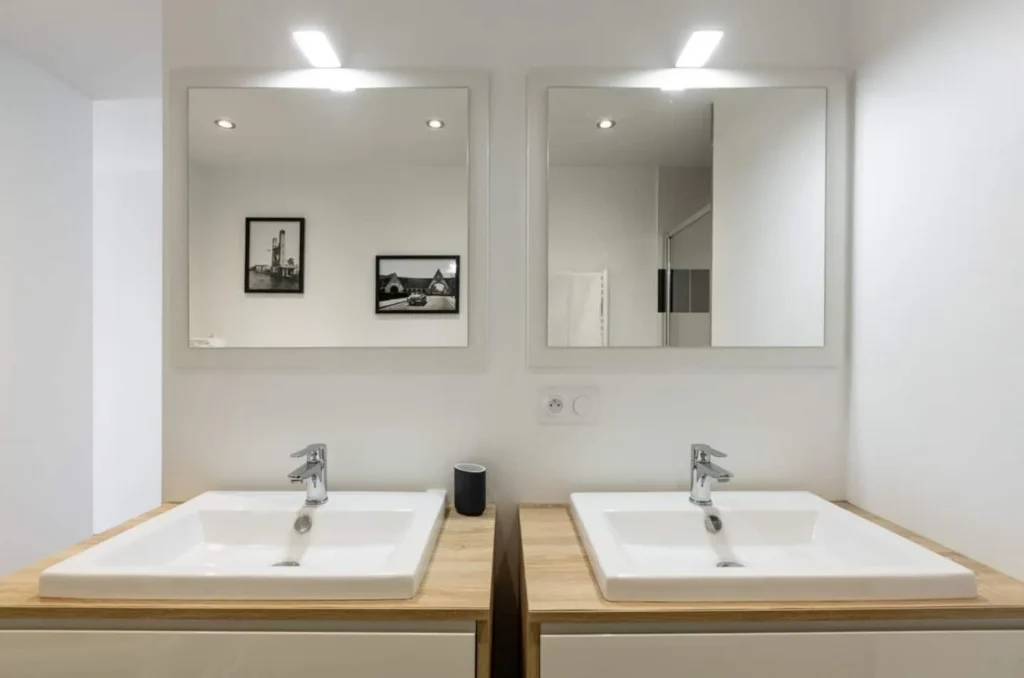 Bathroom 1 – Villa Horizon