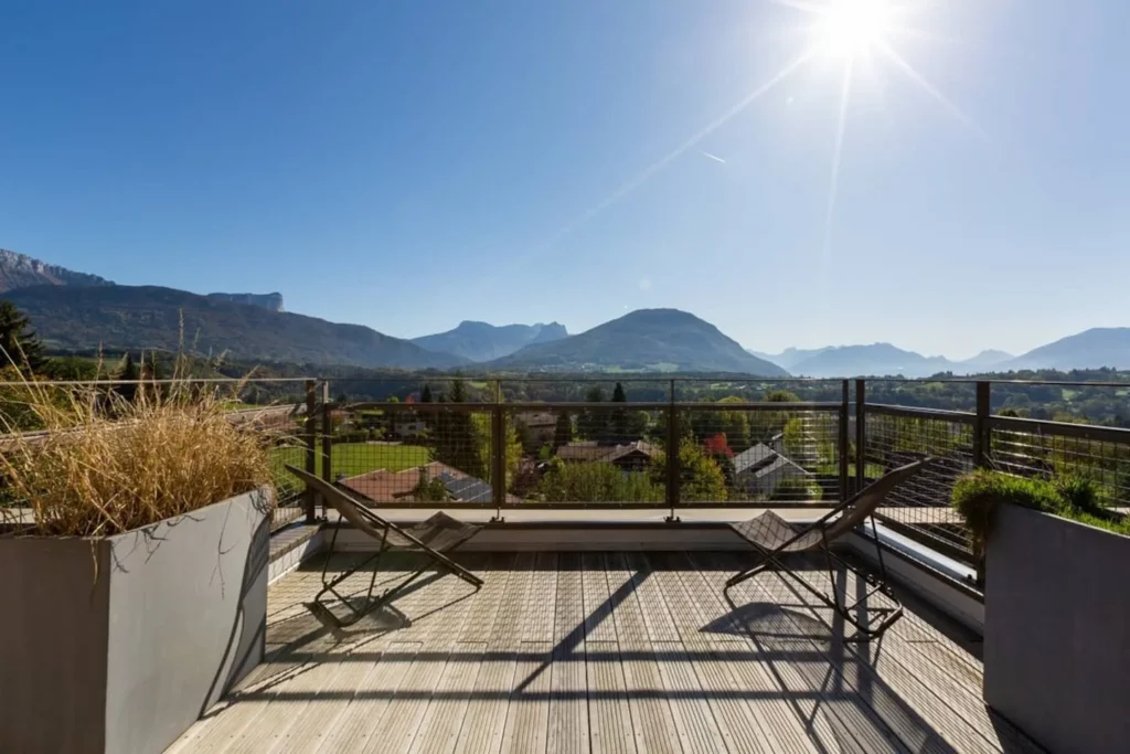Roof terrace with mountain views – Villa Horizon