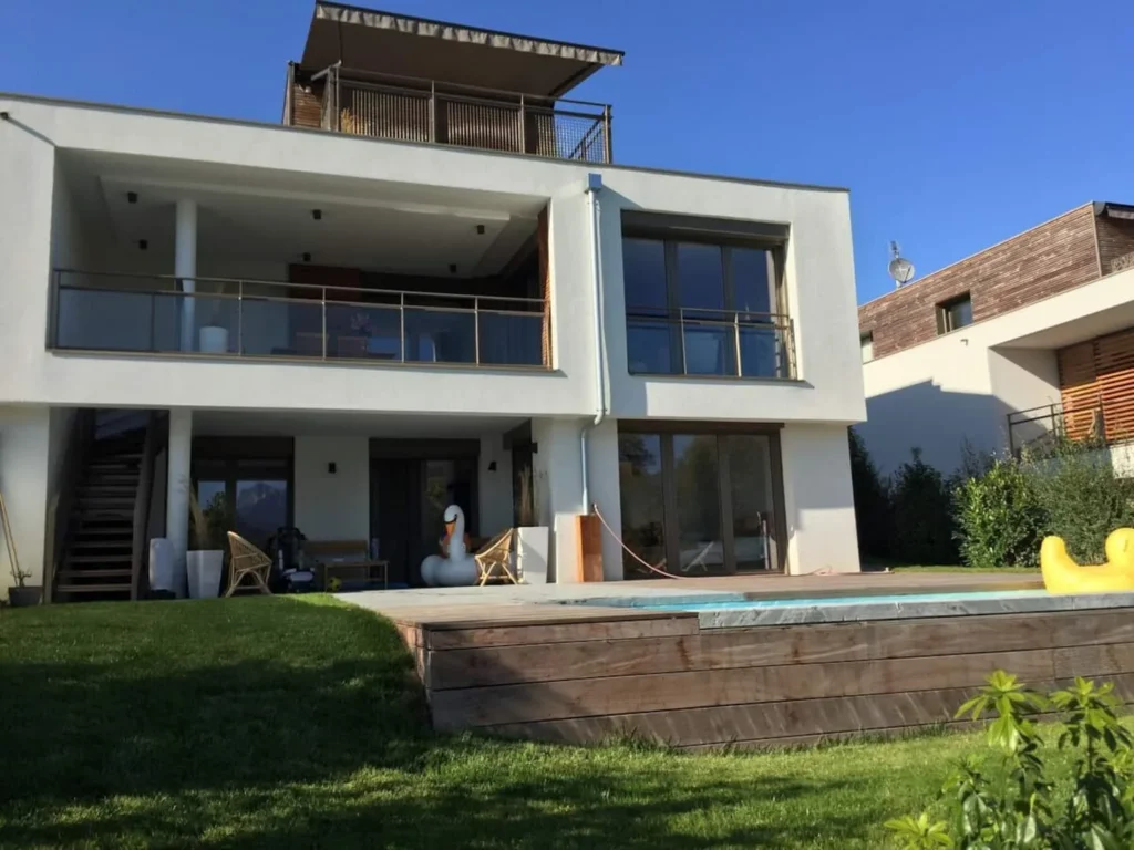 Outside the villa – Villa Horizon