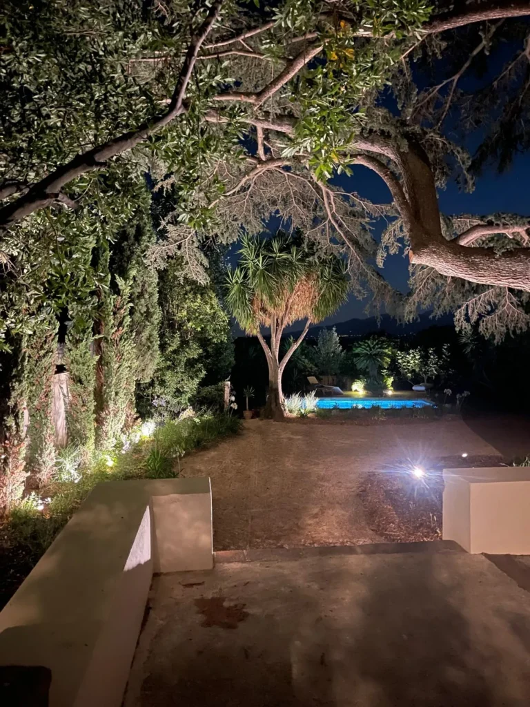 Garden and grounds – Le Domaine du Mas du Cèdre